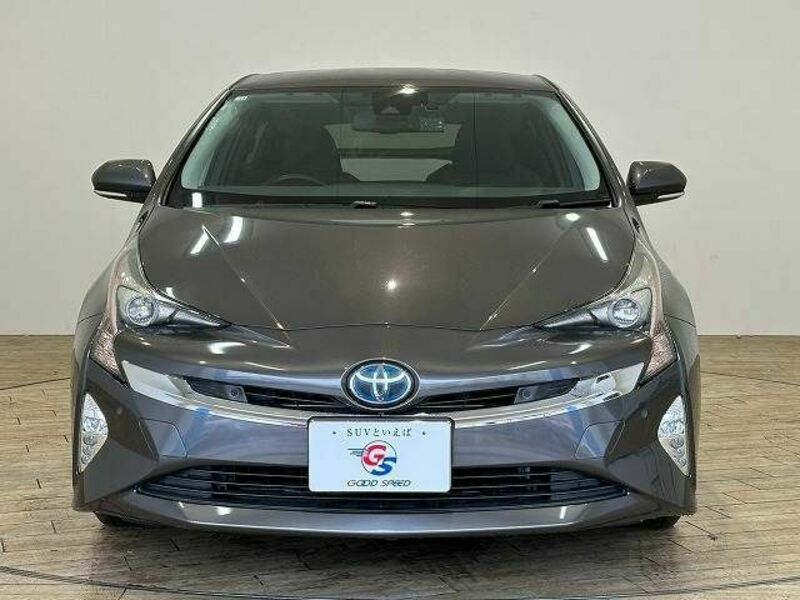PRIUS-11