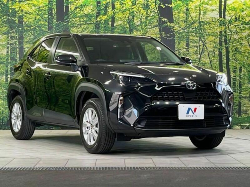 YARIS CROSS