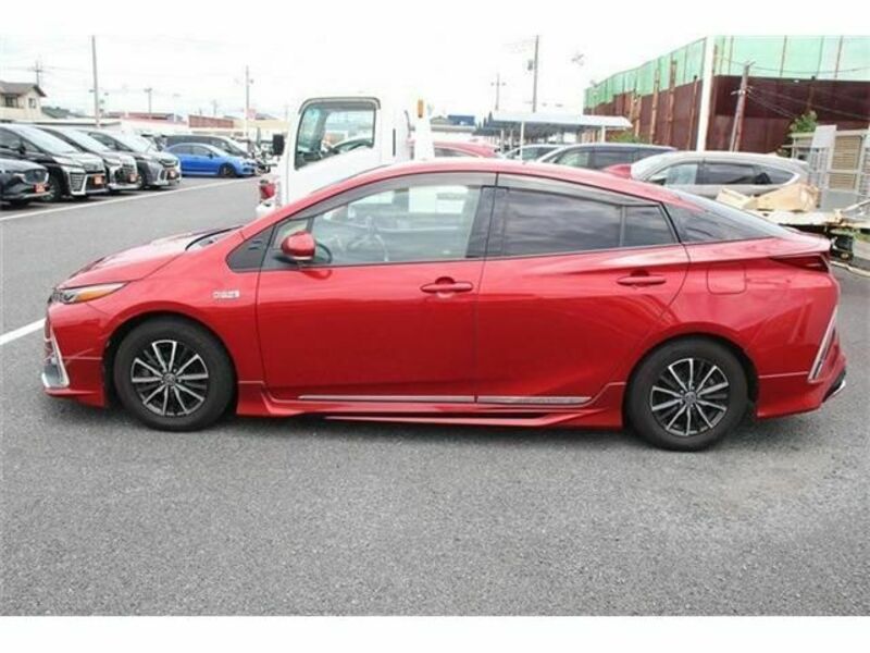 PRIUS PHV-8