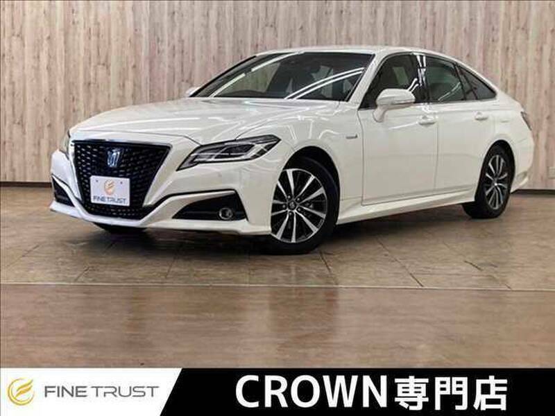 TOYOTA CROWN