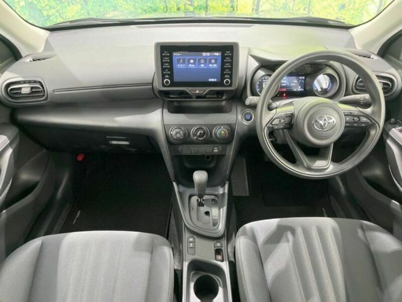 YARIS CROSS
