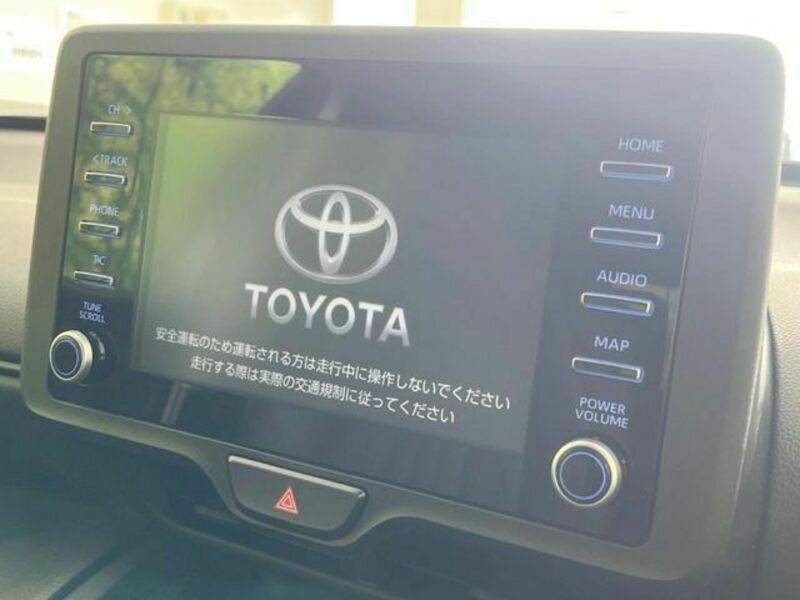 YARIS CROSS