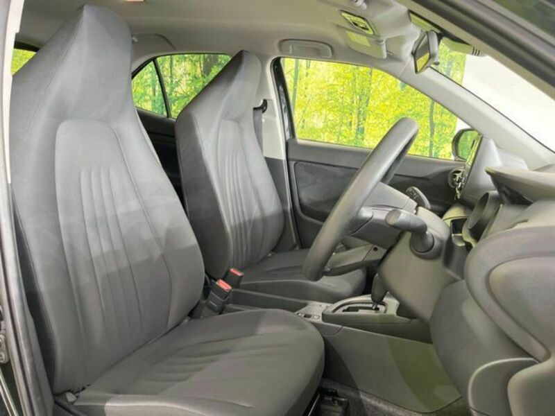 YARIS CROSS