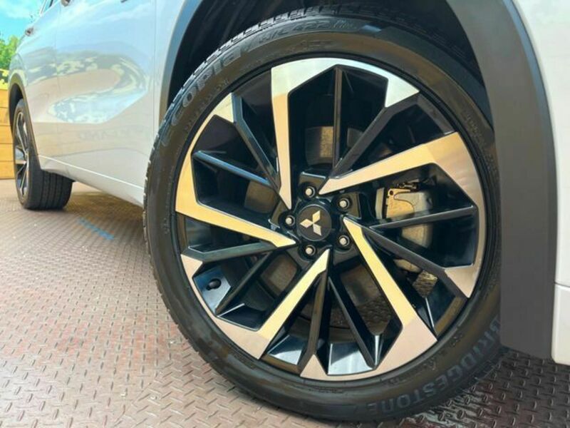 OUTLANDER PHEV