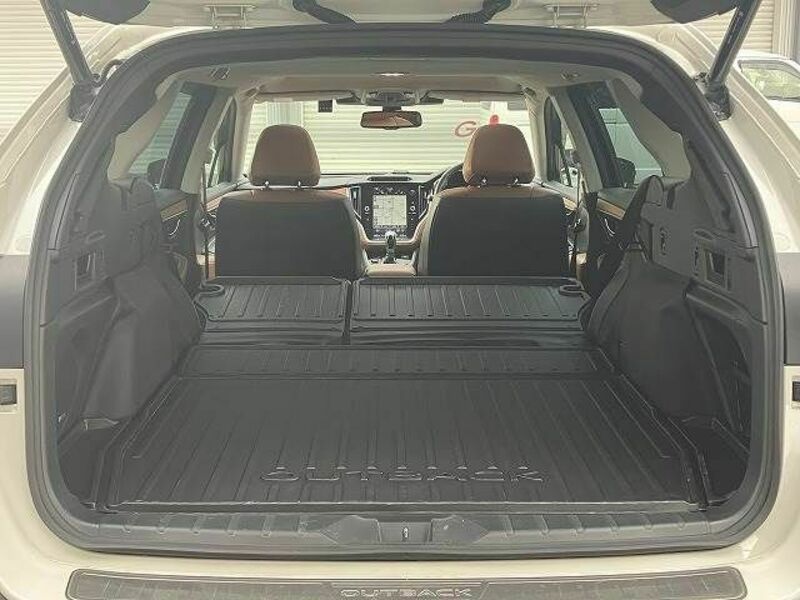 LEGACY OUTBACK