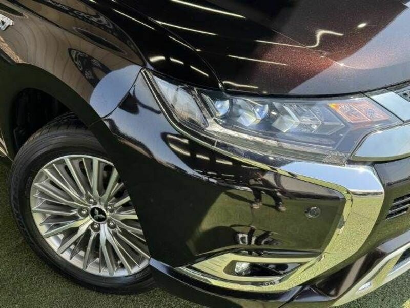 OUTLANDER PHEV