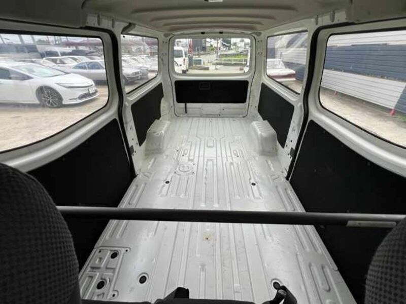 NV350 CARAVAN