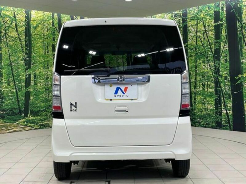 N BOX