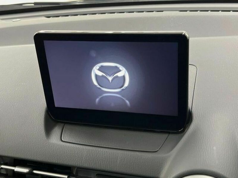 MAZDA2