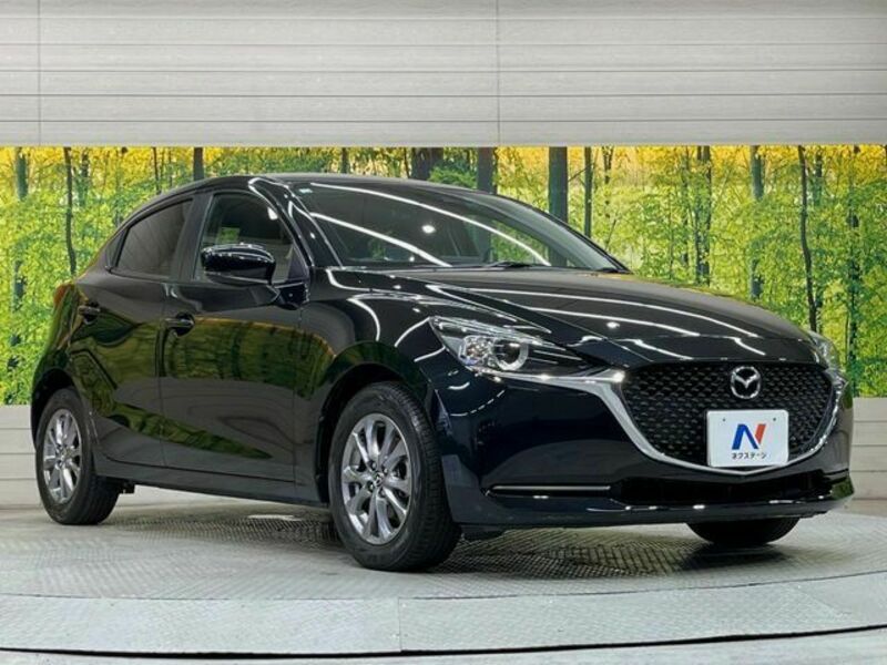 MAZDA2