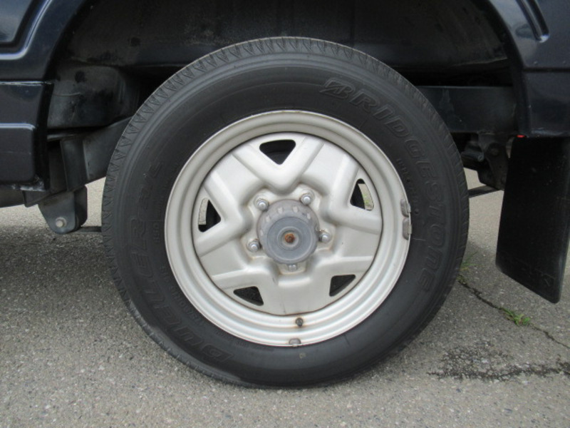 JIMNY-17