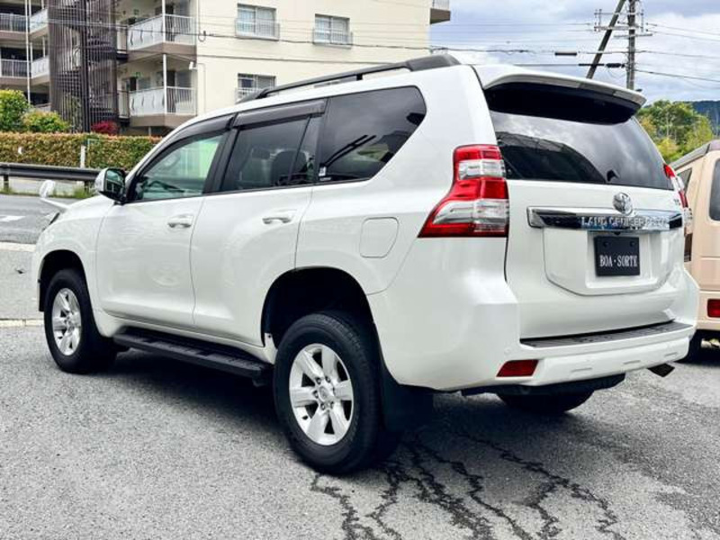 LAND CRUISER PRADO-13