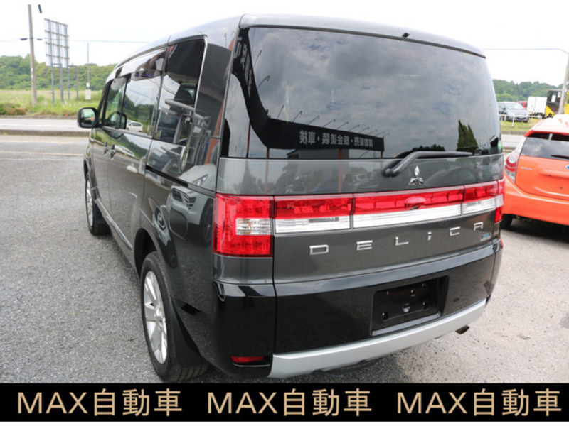 DELICA D5