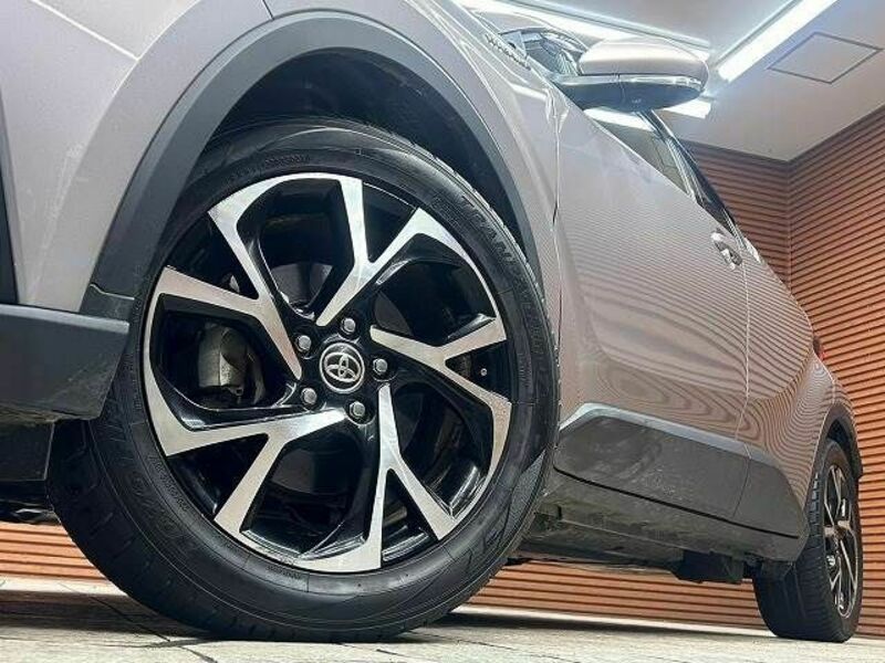 C-HR-10