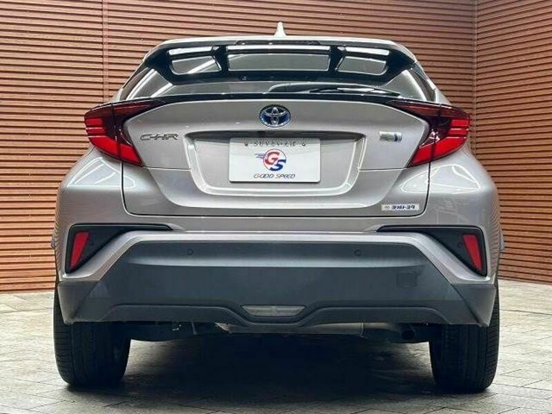 C-HR-18
