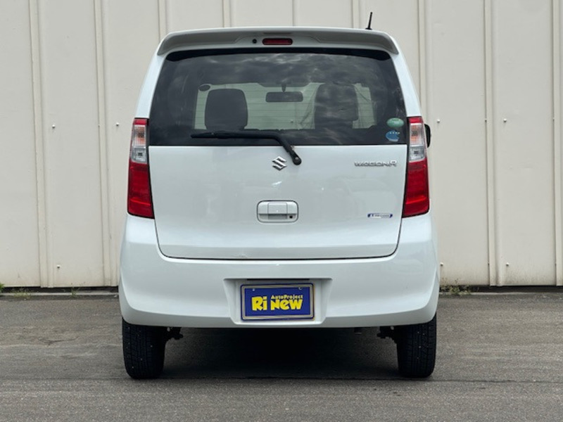 WAGON R-3