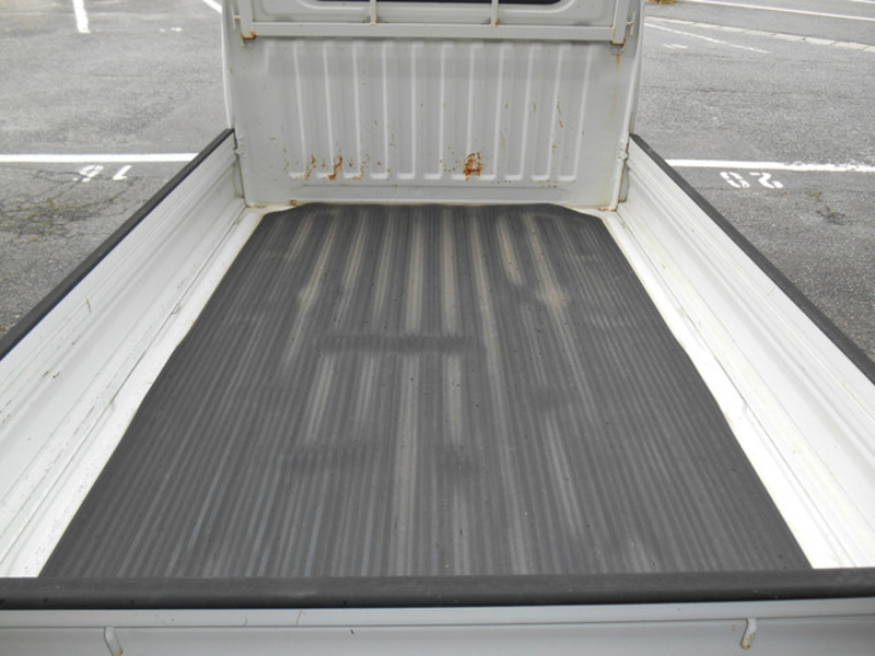 MINICAB TRUCK