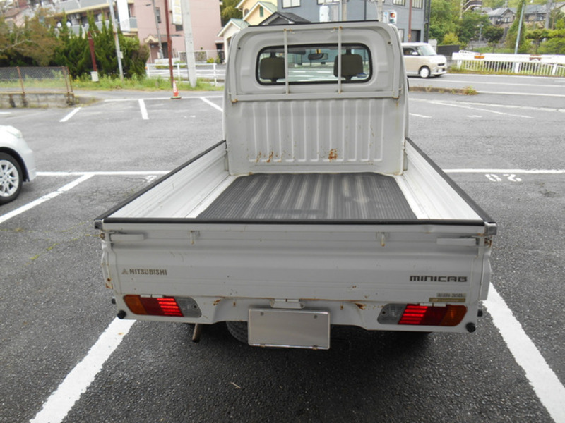 MINICAB TRUCK