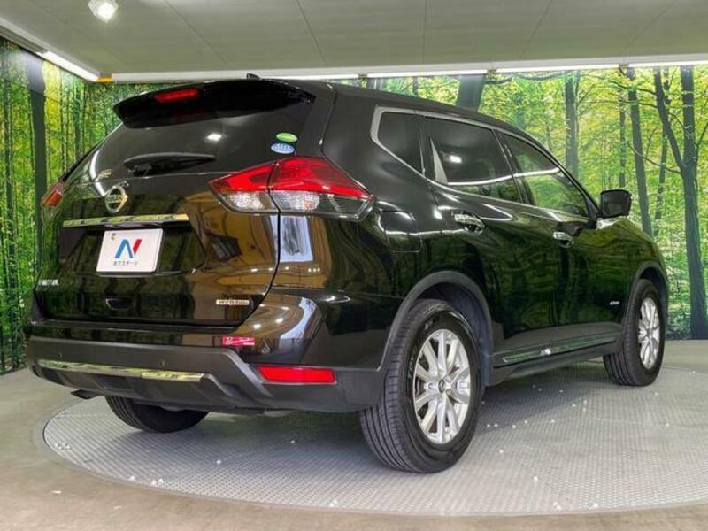 X-TRAIL-16