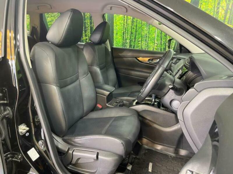X-TRAIL-7