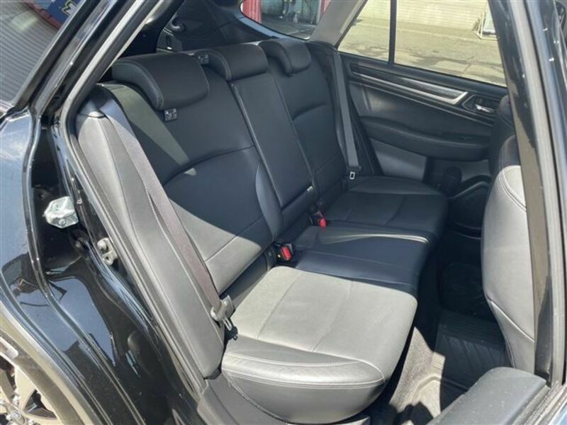 LEGACY OUTBACK-16
