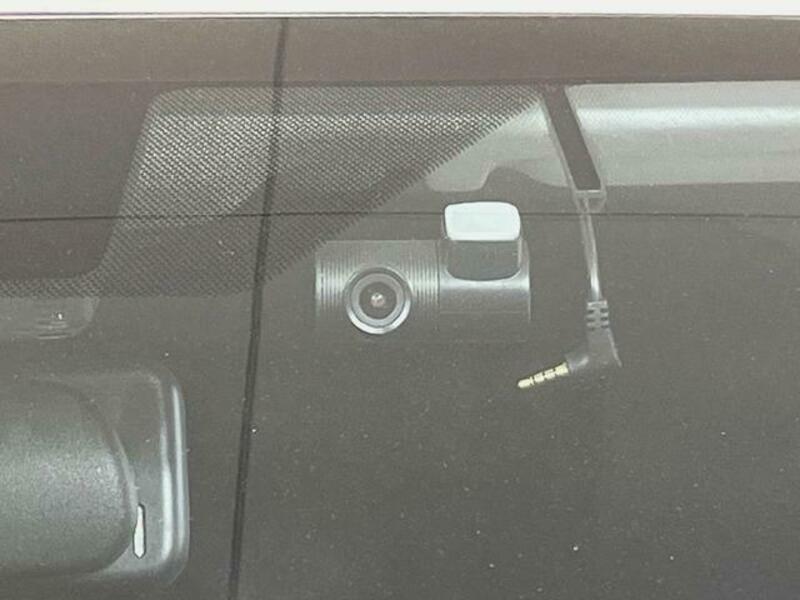 PRIUS PHV-6