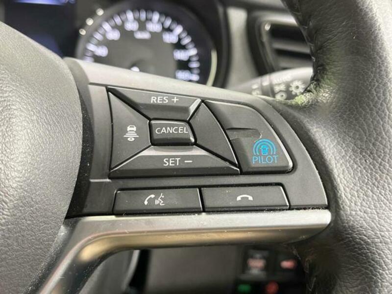 X-TRAIL-4