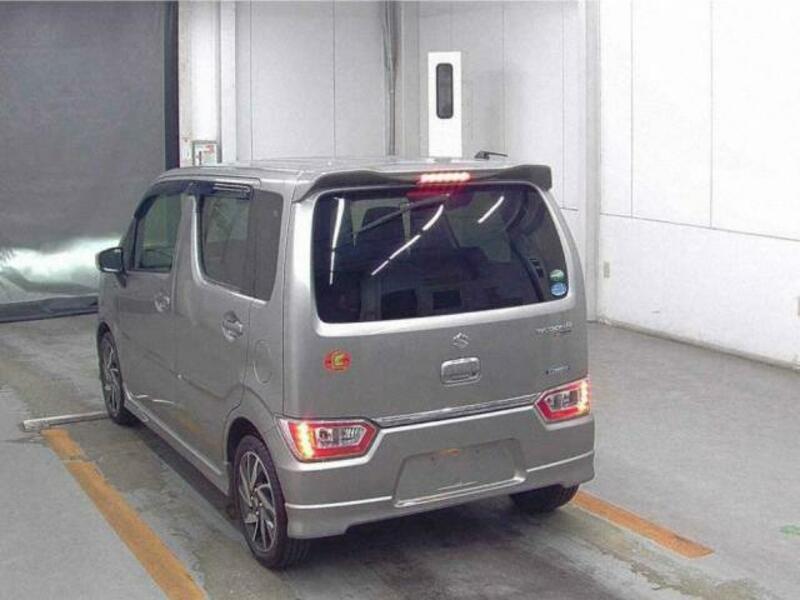 WAGON R