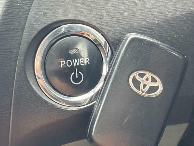 PRIUS-7