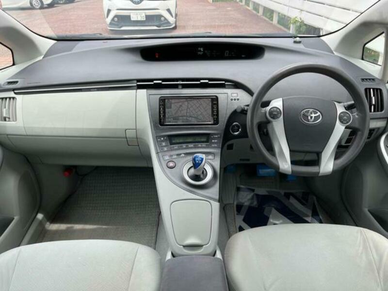 PRIUS-1