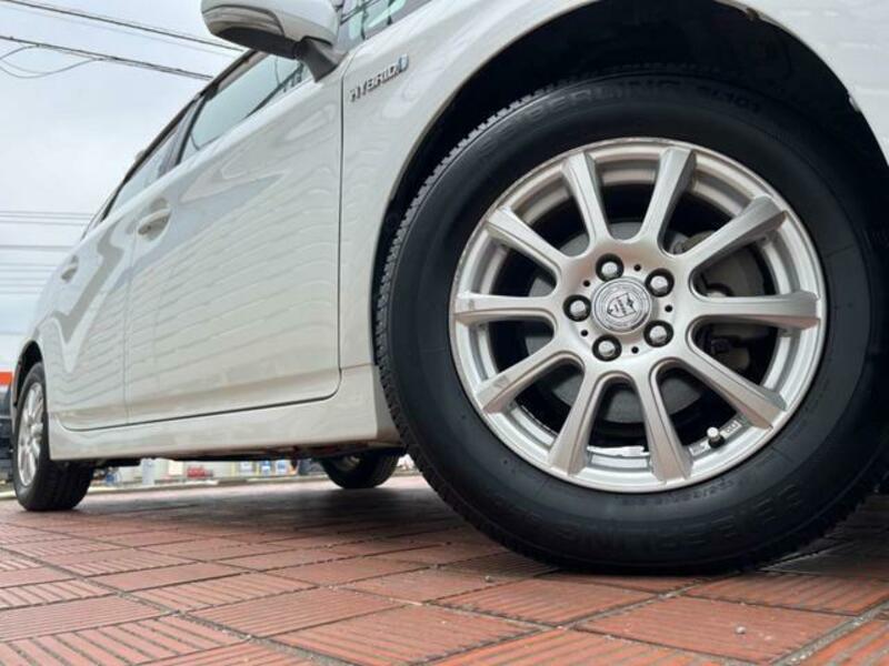 PRIUS-12