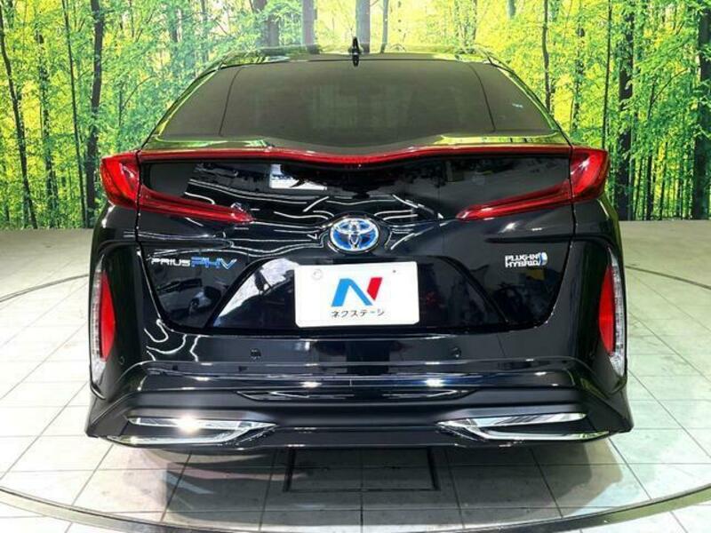 PRIUS PHV