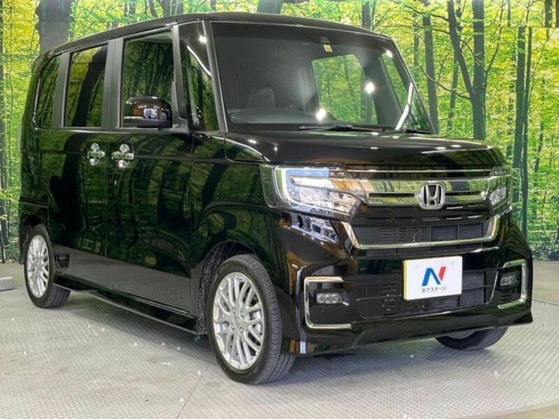 N BOX CUSTOM
