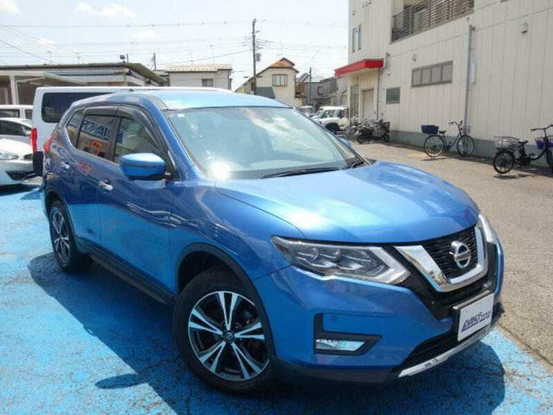 X-TRAIL-1