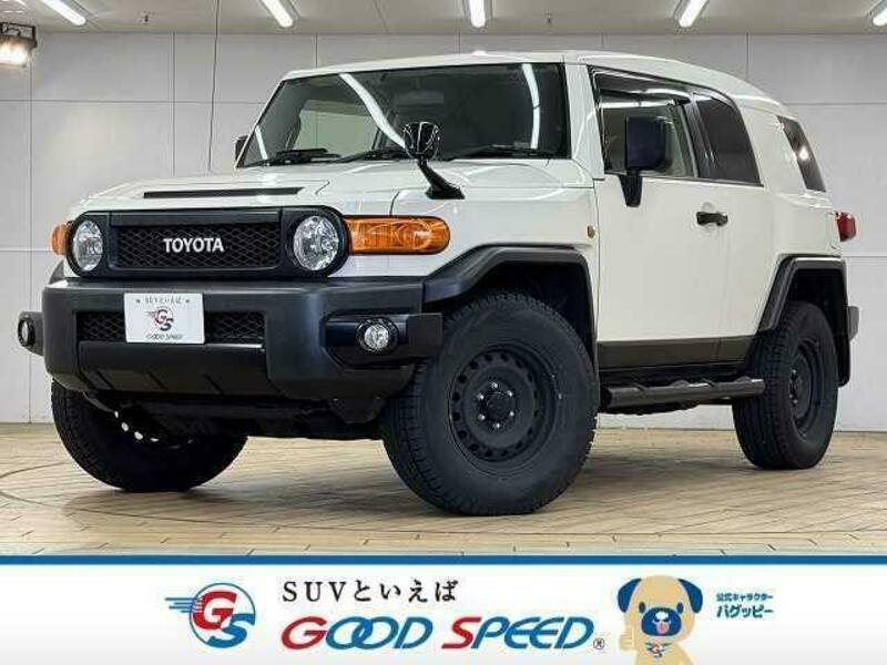TOYOTA FJ CRUISER