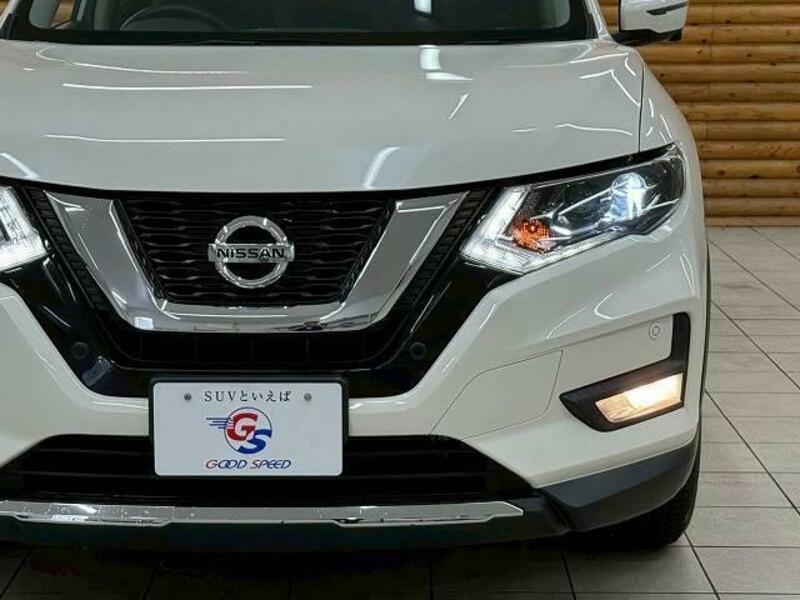 X-TRAIL-9