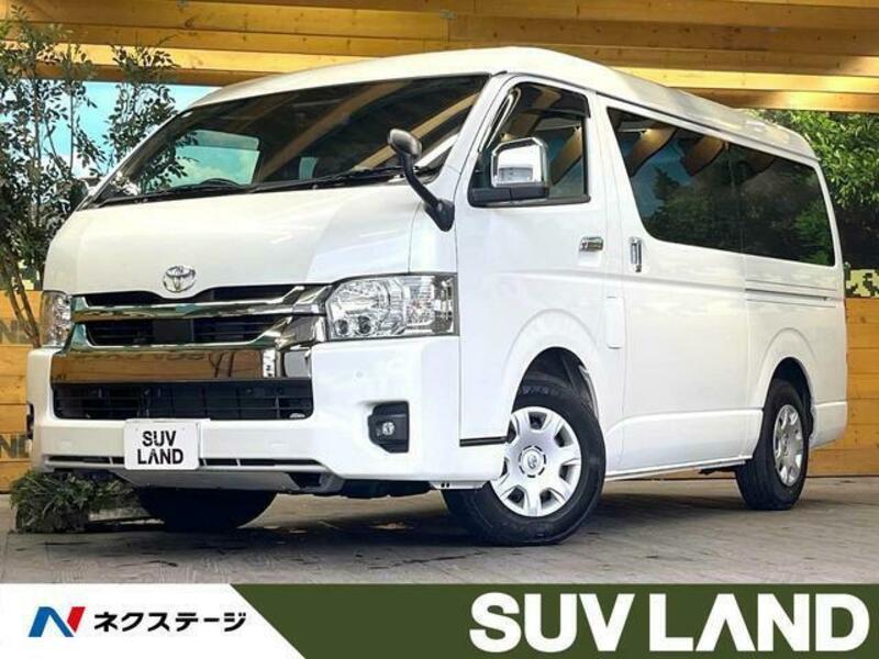 TOYOTA HIACE VAN