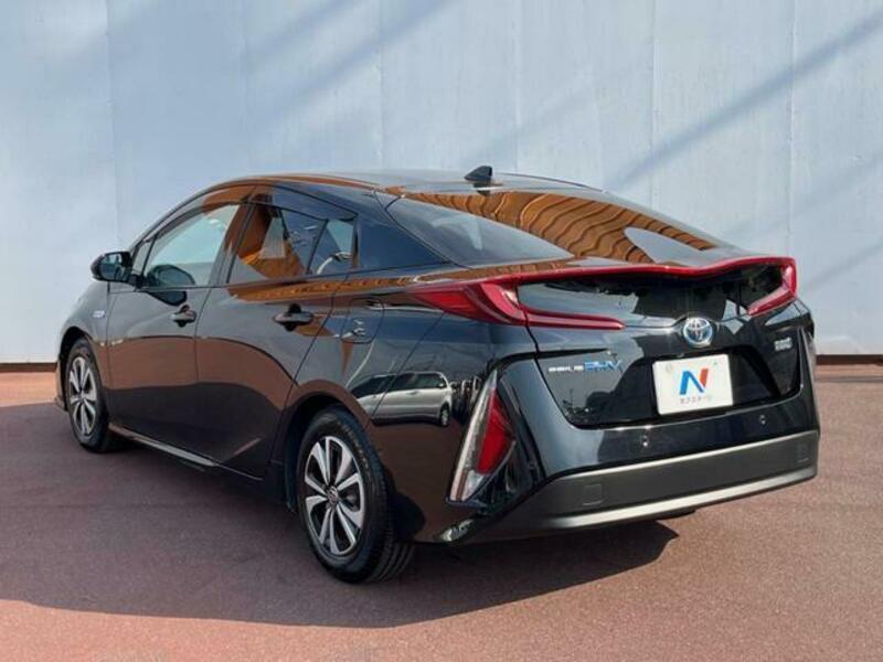 PRIUS PHV-15