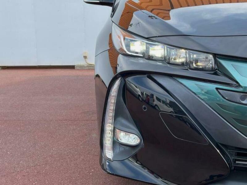 PRIUS PHV-16