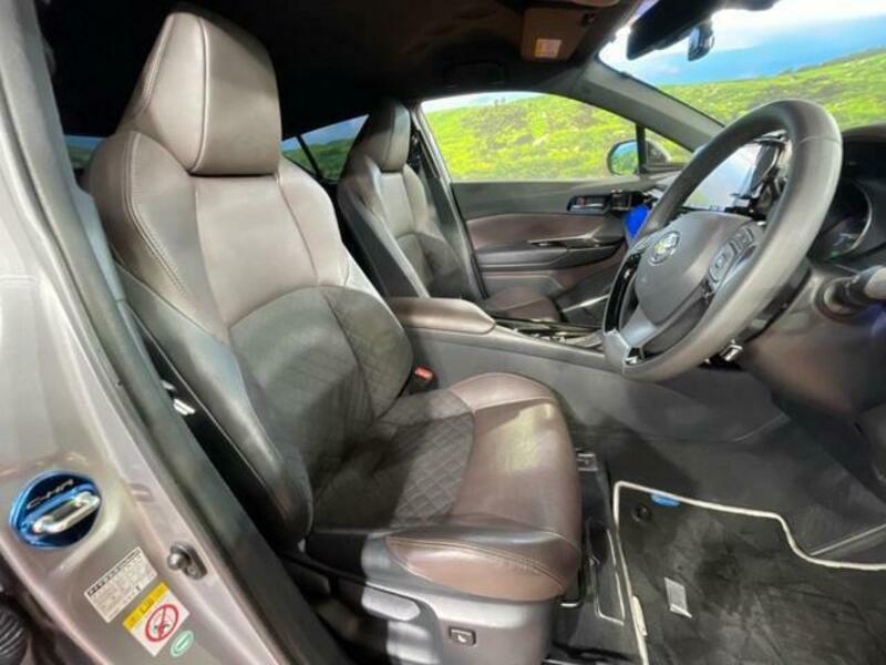 C-HR-7