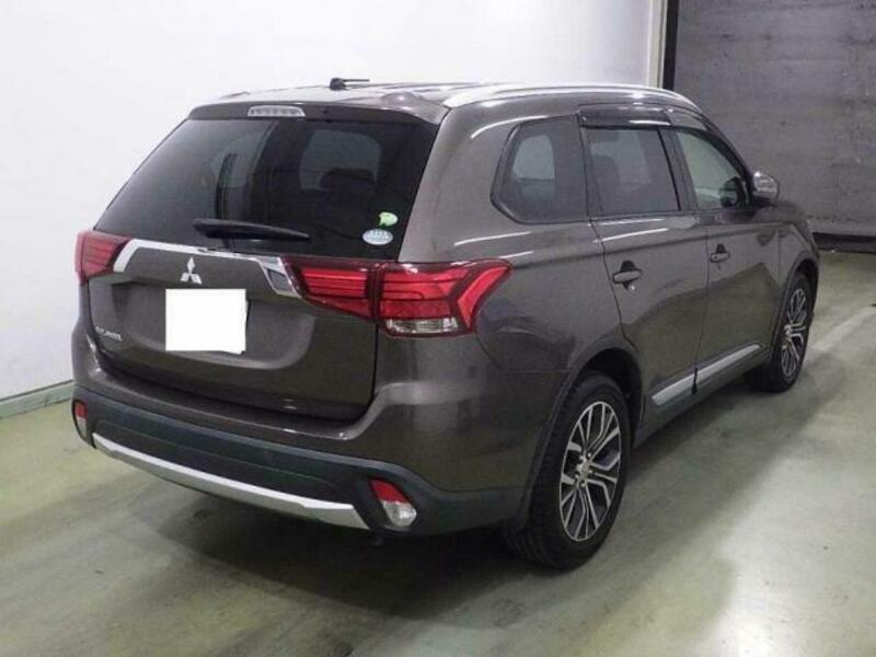OUTLANDER