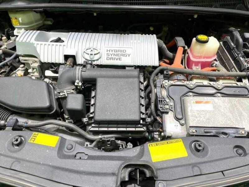 PRIUS-17