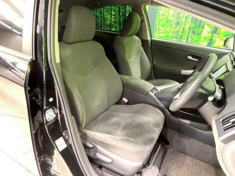 PRIUS-7