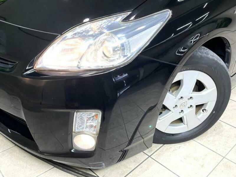 PRIUS-10