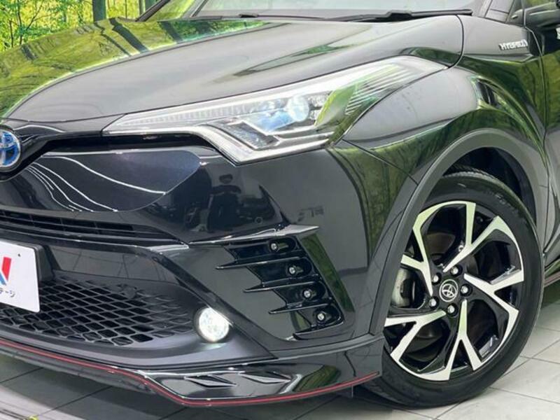 C-HR-11