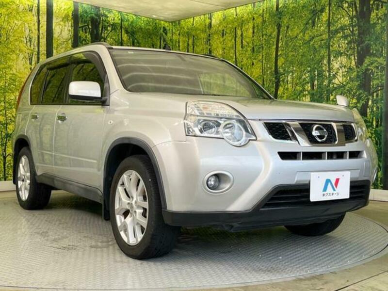 X-TRAIL