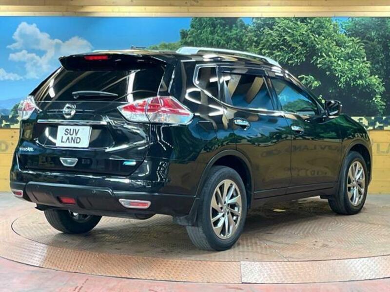 X-TRAIL-16