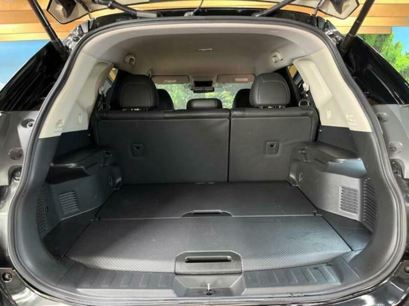 X-TRAIL-9