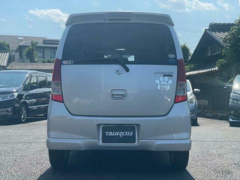 WAGON R-14