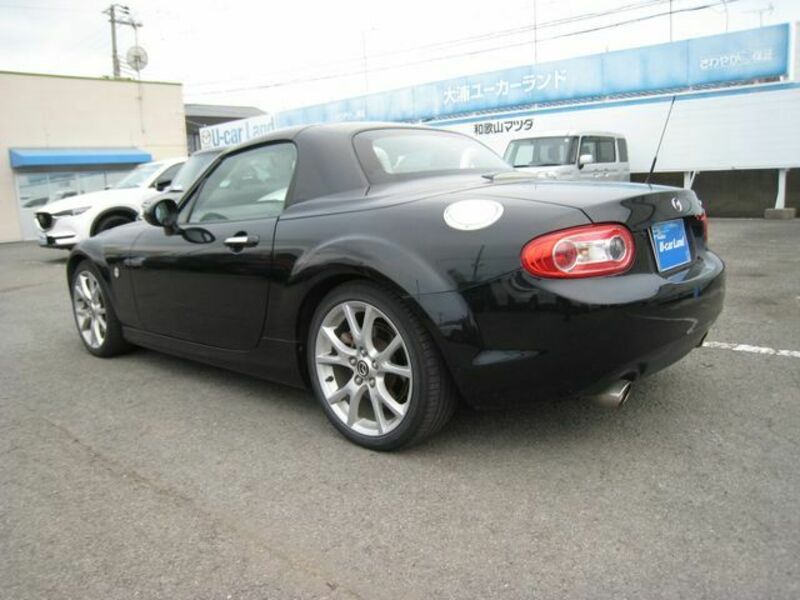 ROADSTER